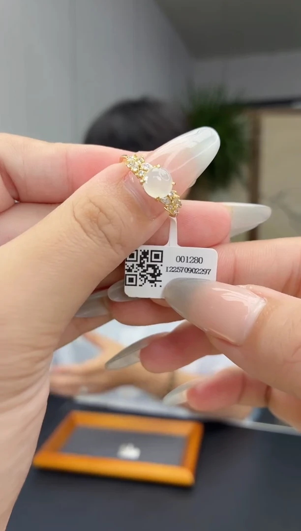 颈饰银S925镶嵌翡翠1111111111