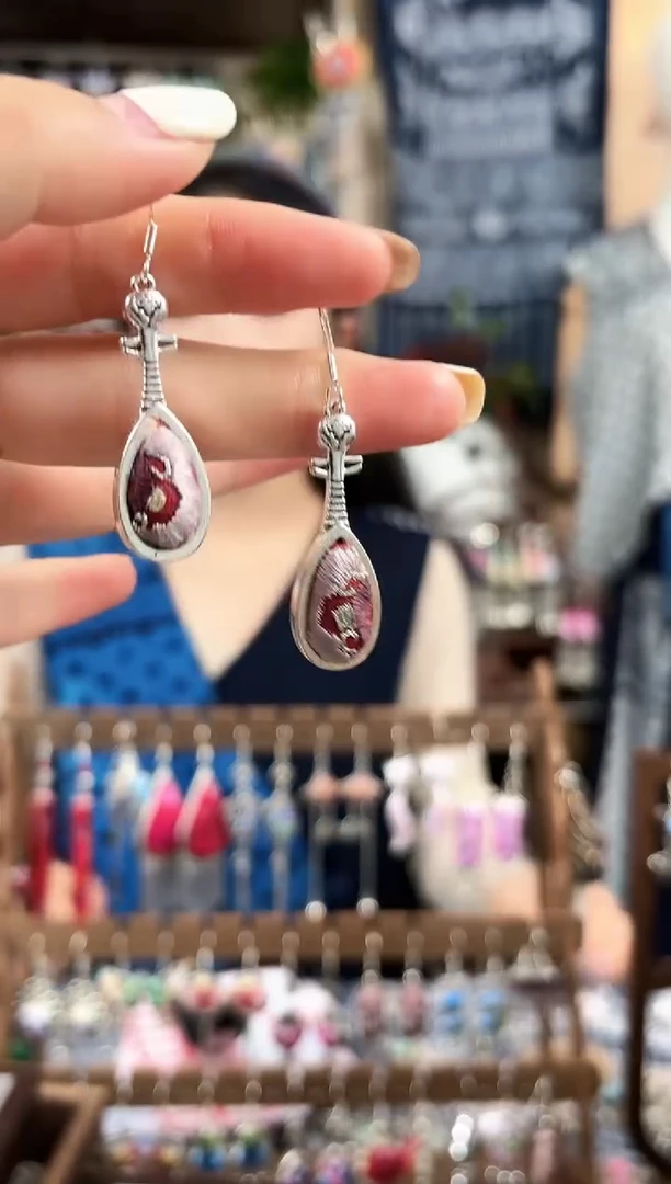 织绣民族风非遗老绣饰品101*