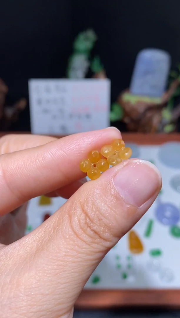 未镶嵌定制翡翠毛货