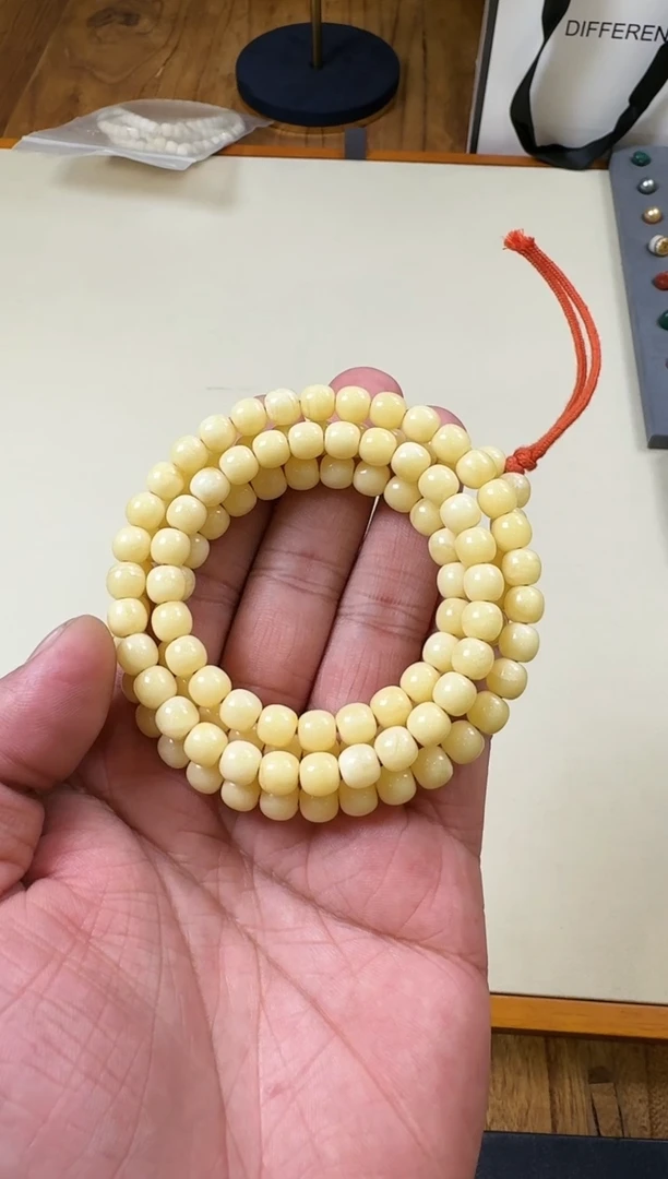 【闪购商品】蜜蜡手串未镶嵌DIFFERENT无同 83