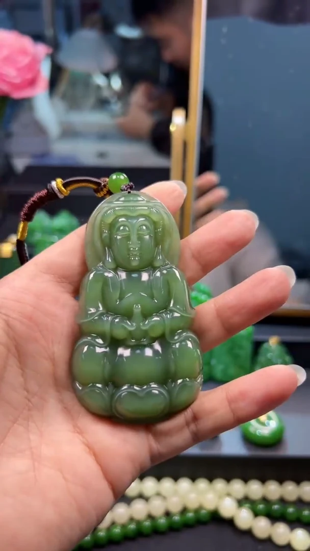 和田玉（碧玉）18K金镶嵌颈饰1