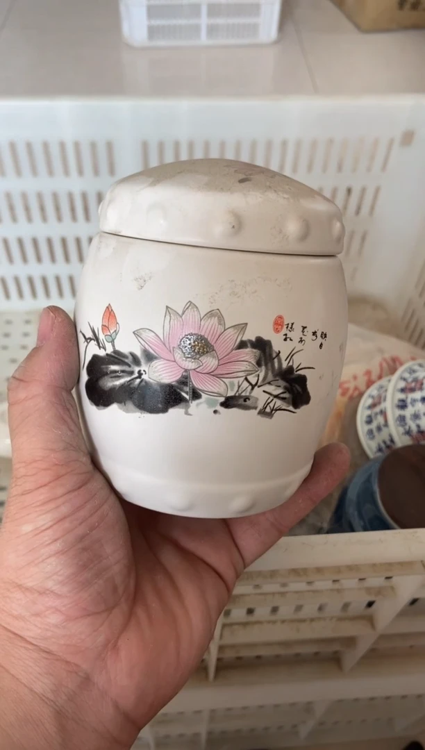 无运费险有瑕疵的摄影的产品有使用过的痕迹有点脏介意勿拍