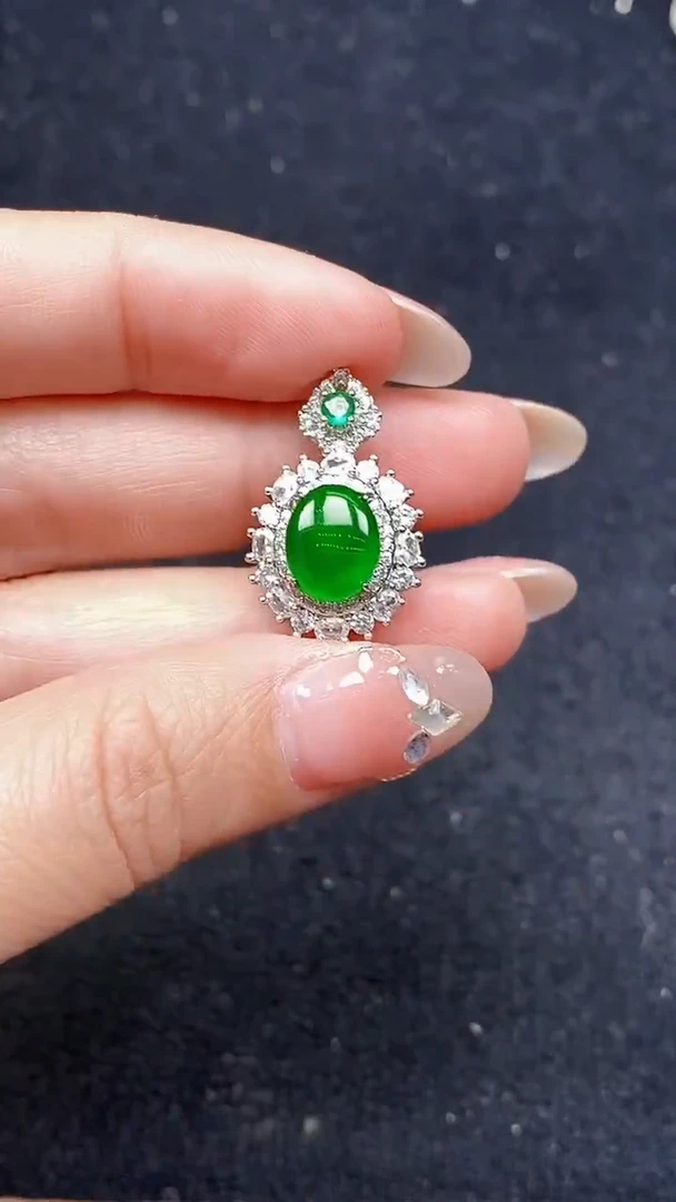 颈饰未镶嵌翡翠天然A货翡翠，保A保真