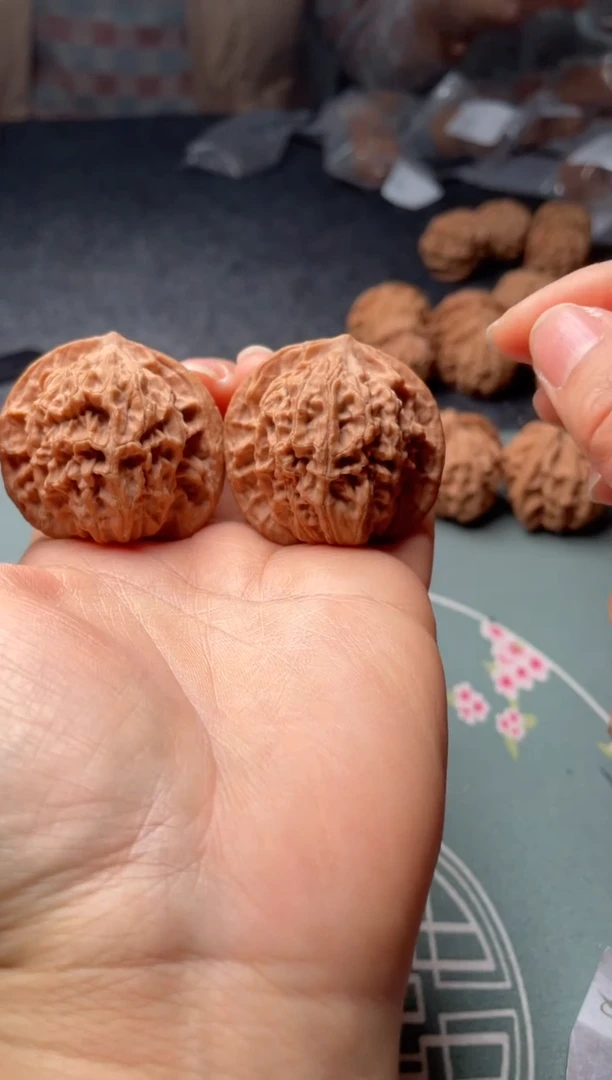 把件文玩核桃w194  盘龙纹 42尺