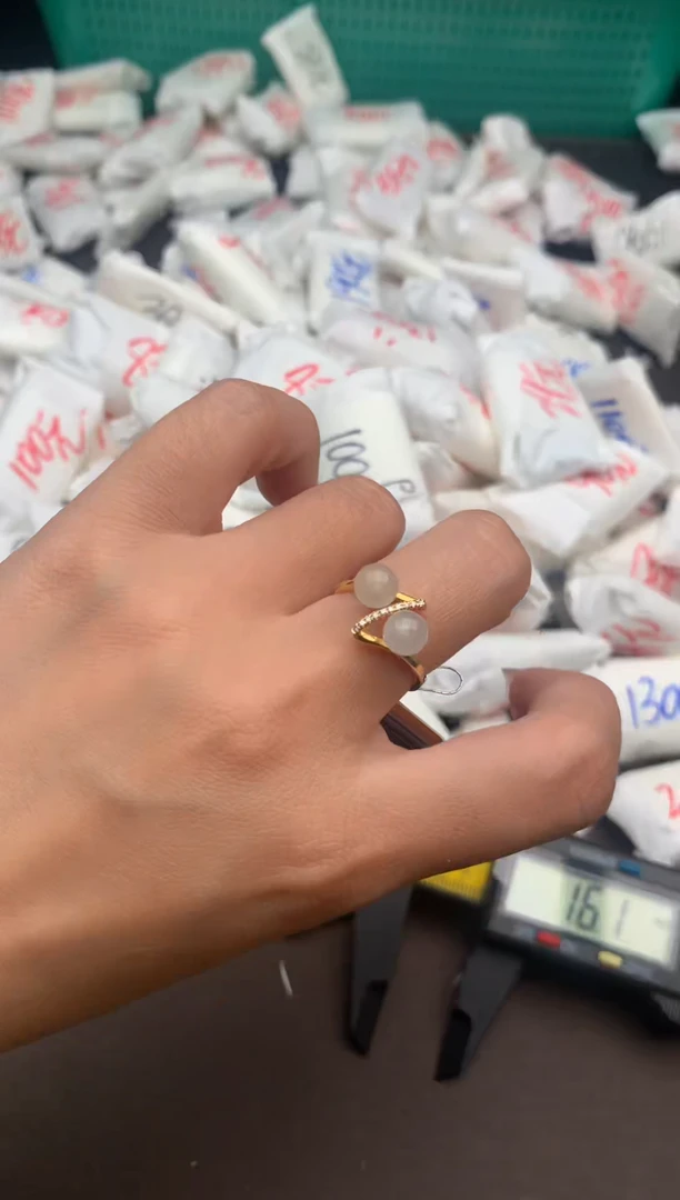 【闪购商品】翡翠戒指18K金镶嵌一