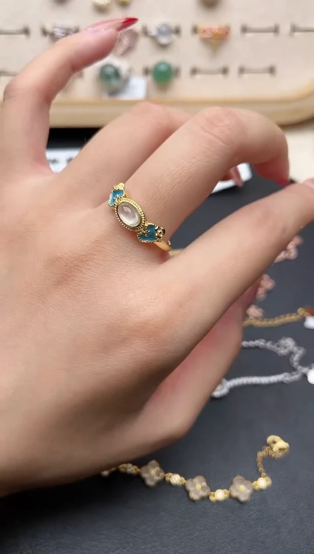 【闪购商品】翡翠戒指银S925镶嵌一物一证一礼盒