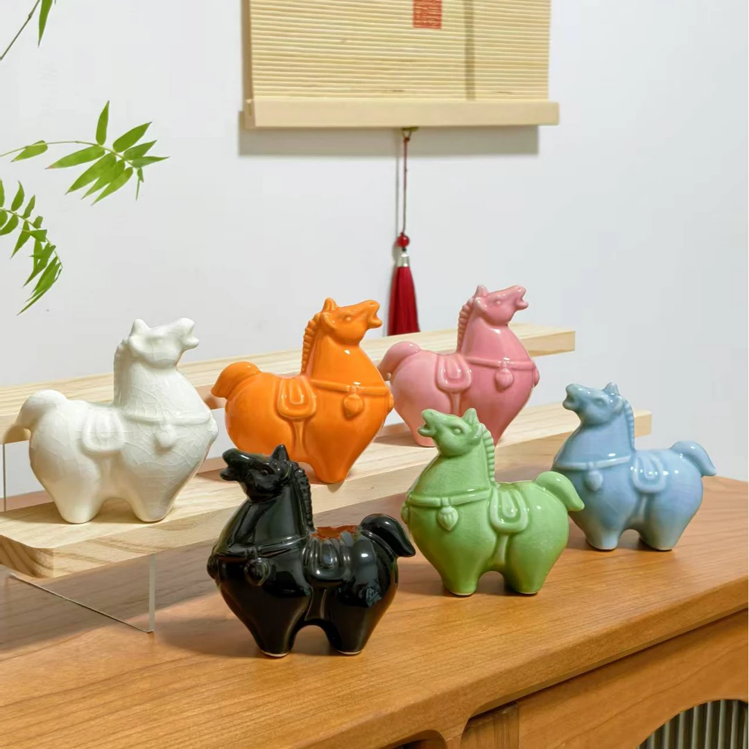小茶宠生肖马汝窑陶瓷摆件桌面摆台桌面小摆件电视柜酒柜装饰品