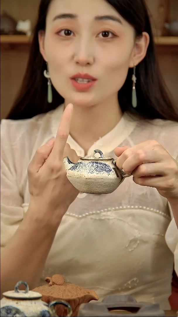 言野手作 粉引六顺壶