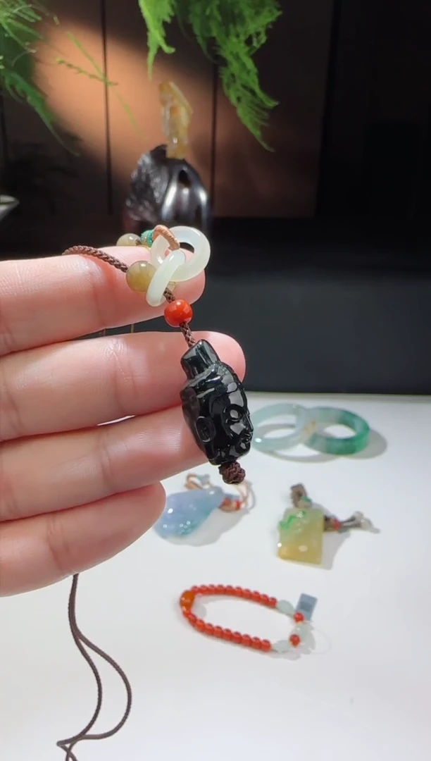 翡翠挂件未镶嵌洋