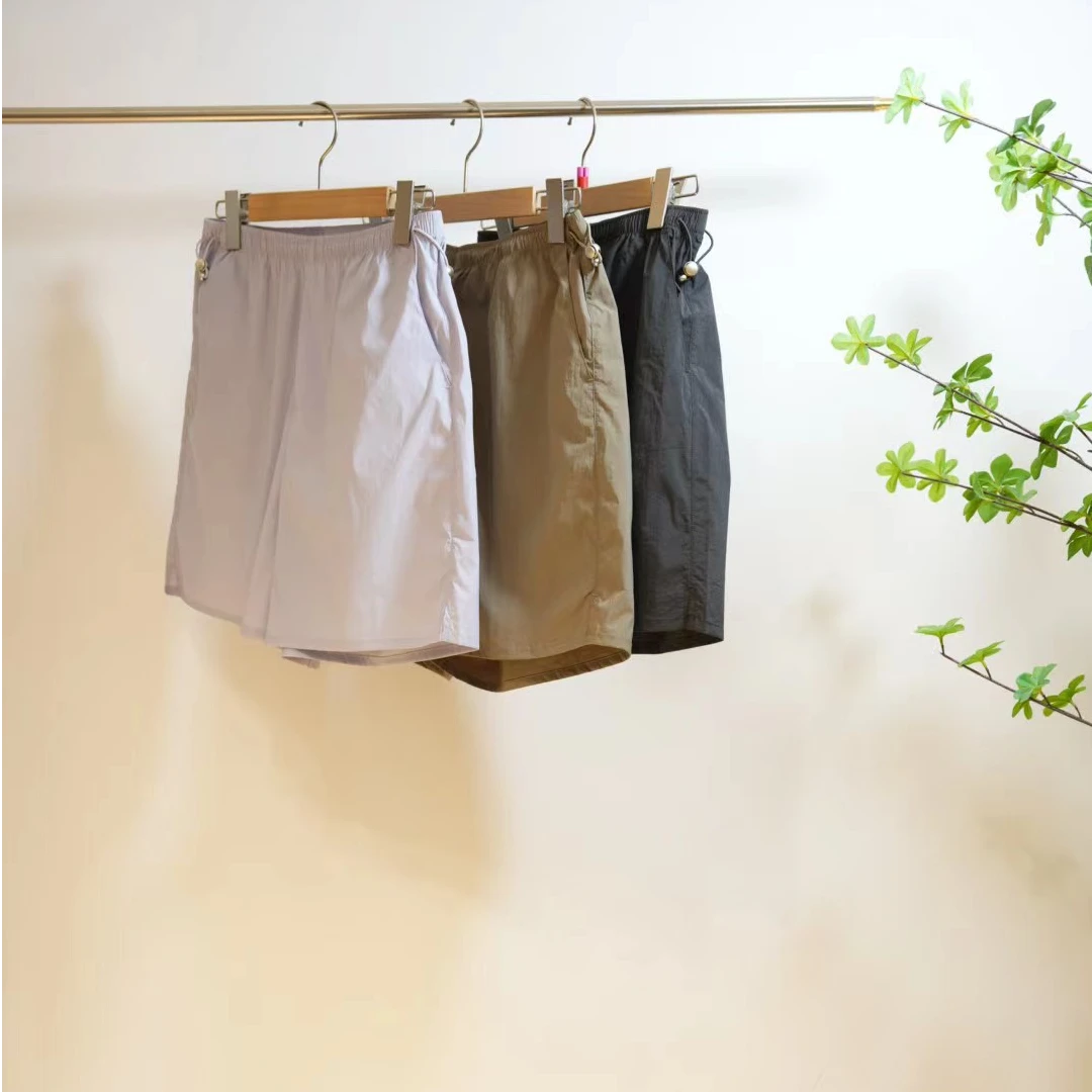 2-912-一款三色夏季溯溪短裤女（3515）