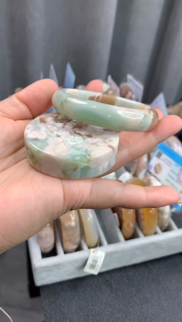 无非金属（55-56圈口）赠送镯心