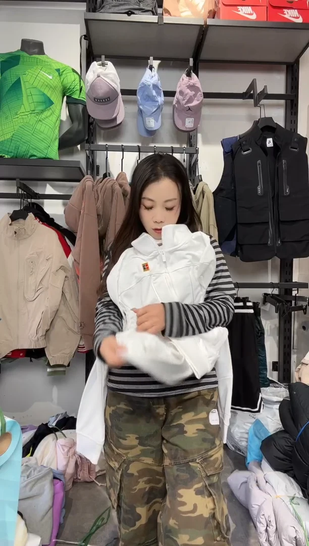 1029编码 瑕疵款直播间过款为准 尺码