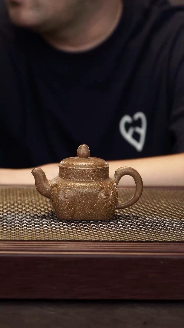 茶壶紫砂【润石堂】精品  粗砂 150cc