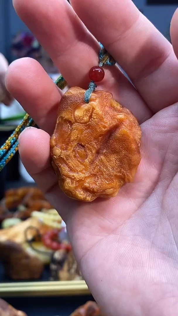 琥珀颈饰未镶嵌吊坠