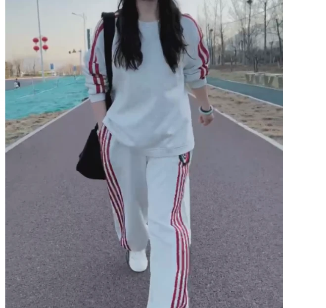 2025春季洋气新款网红爆款韩版运动套装休闲两件套甜oTr