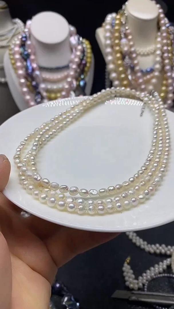 颈饰未镶嵌淡水珍珠多人