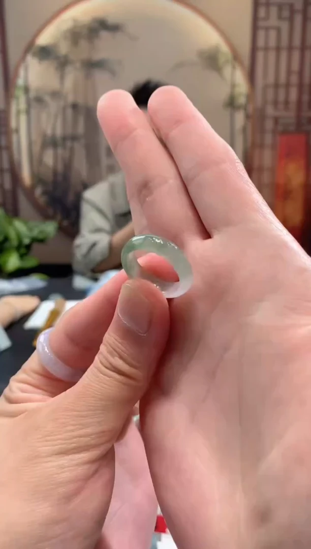 未镶嵌戒圈翡翠惠****沫000052636/多样性发货
