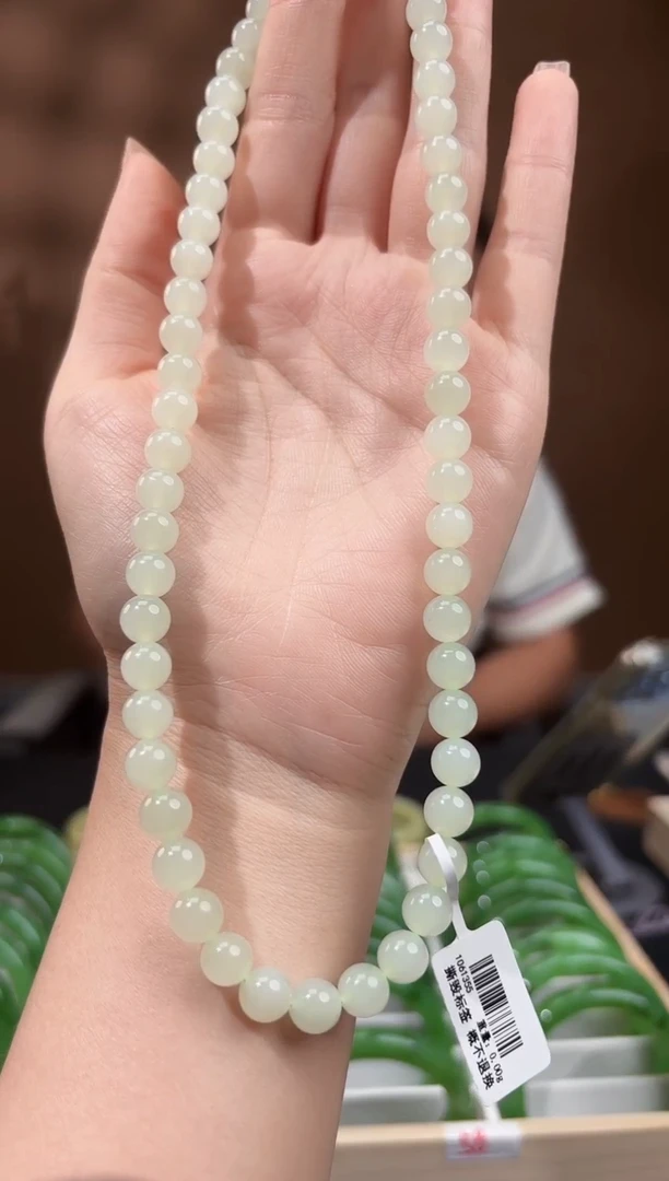 颈饰未镶嵌和田玉翠青妈妈链8mm