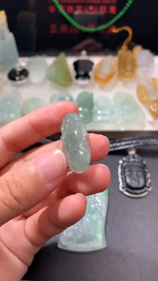 未镶嵌定制翡翠