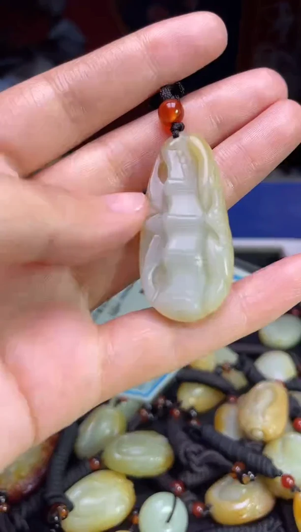 颈饰未镶嵌和田玉123