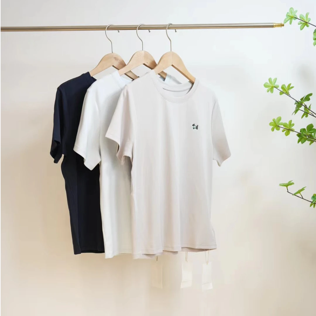 2-684-一款三色波点狗狗刺绣夏季休闲圆领短袖T恤女（9086）