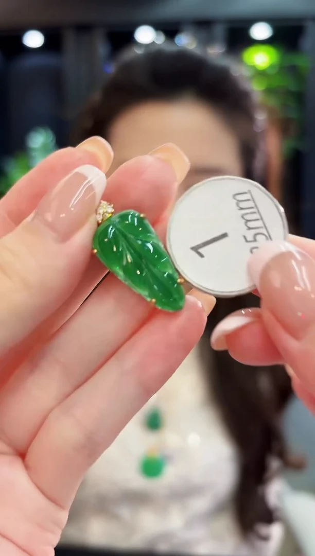 吊坠(不含链)未镶嵌翡翠 缅料A货/支持复检/一件