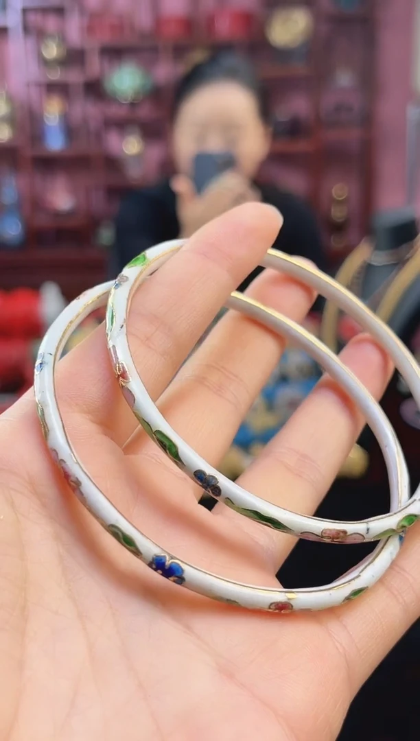 非遗 景泰蓝叮当镯 60-65 一对 白色