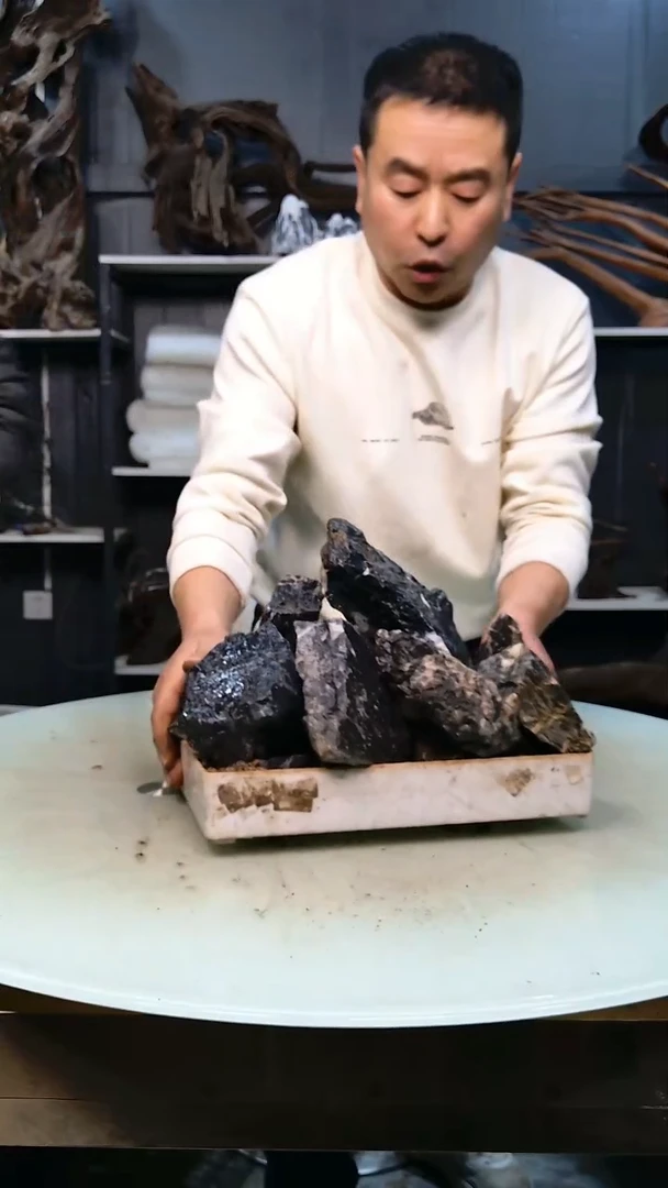 青龙石8斤29.9清香阁清香阁清香阁