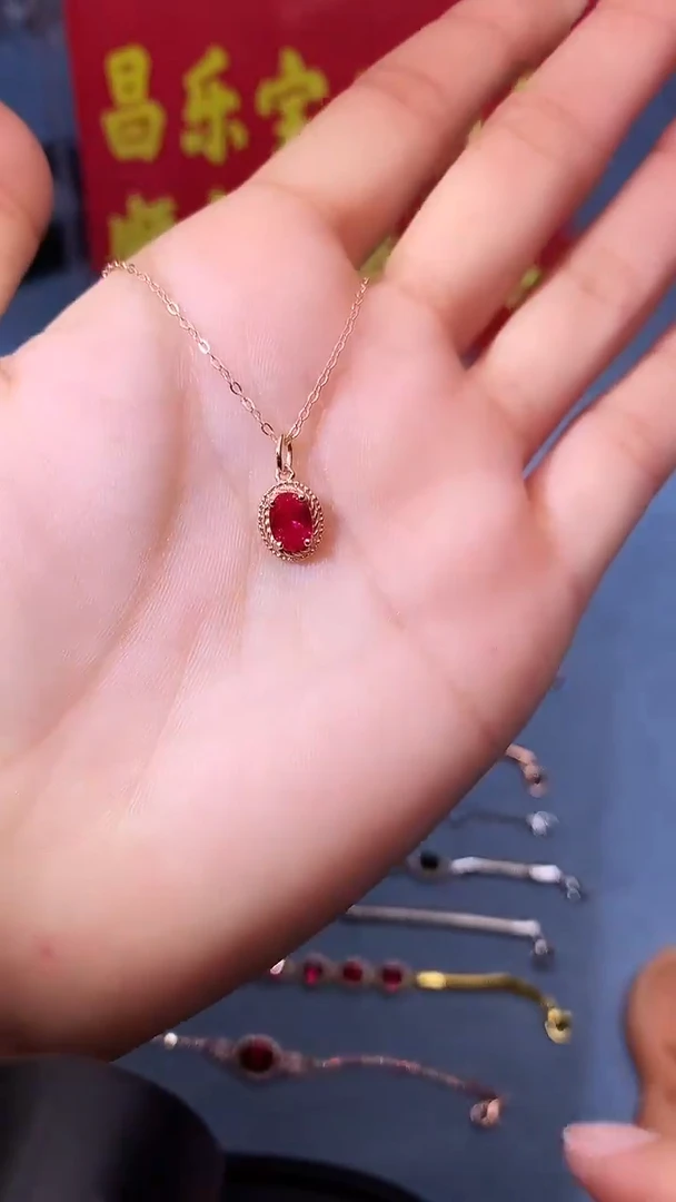 【闪购商品】红宝石吊坠(赠链)银S925镶嵌1111