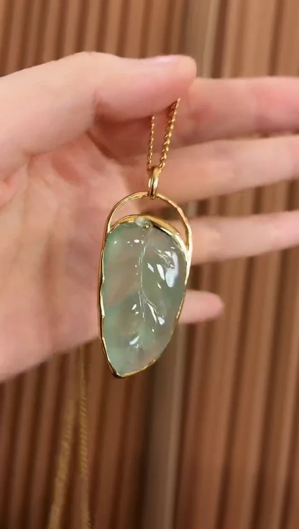 吊坠(不含链)18K金镶嵌翡翠吊坠