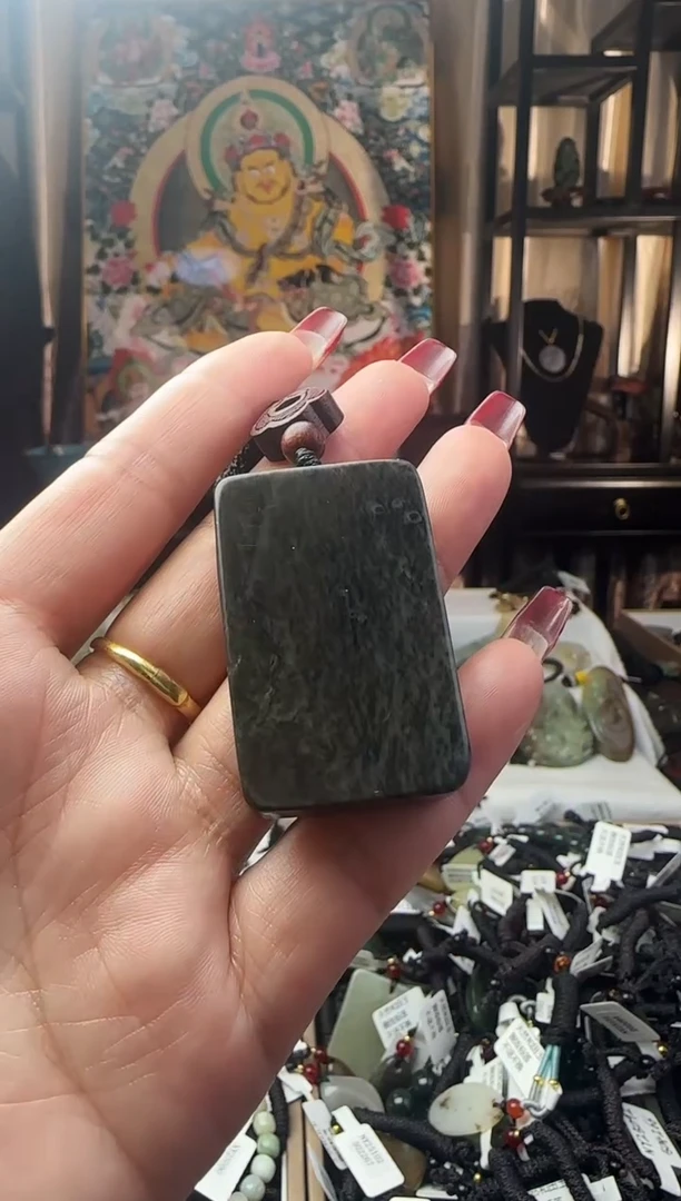 颈饰未镶嵌和田玉和田玉吊坠102