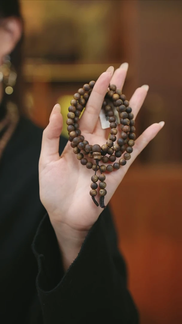 沉香手串乌身圆叶 07圆珠多圈 19克+ 多样性发一