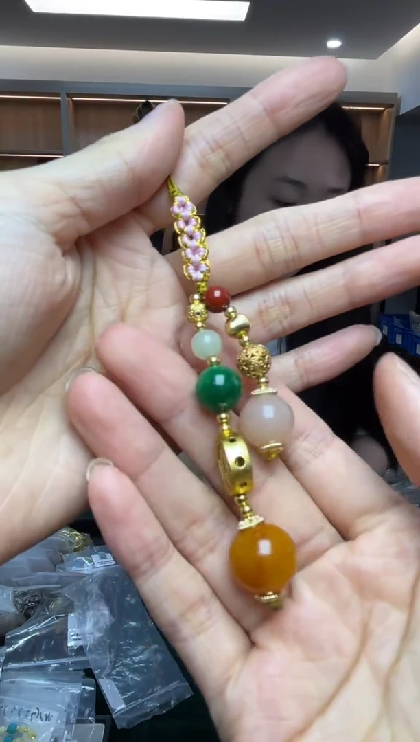 未镶嵌蜜蜡裸石多样性发一件