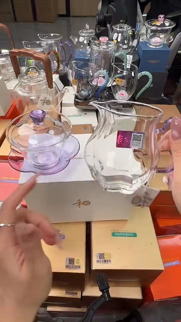 @@禾器晶彩咏荷盖碗浅紫色+颂妍浅紫色