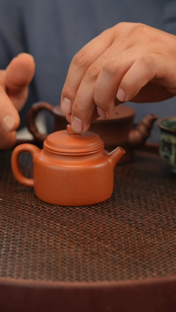 茶壶紫砂德钟 红清水 140cc