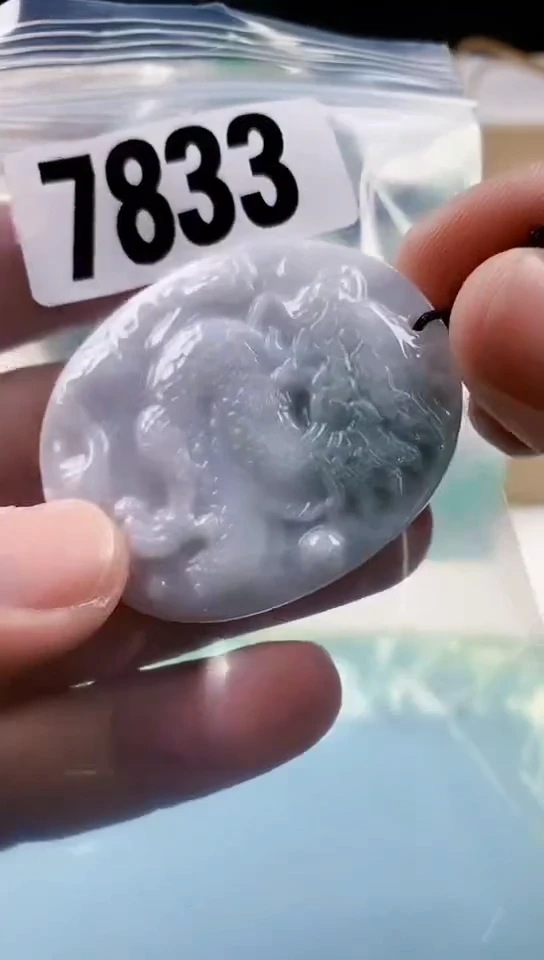 【闪购商品】翡翠挂件未镶嵌天然翡翠吊坠挂件