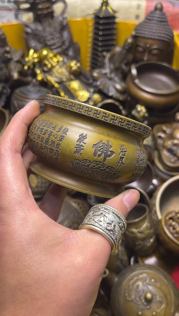 精美铜器，点击下单