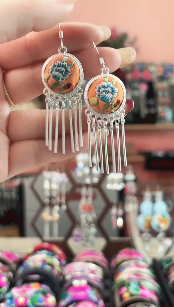 艺枝独绣手工饰品73