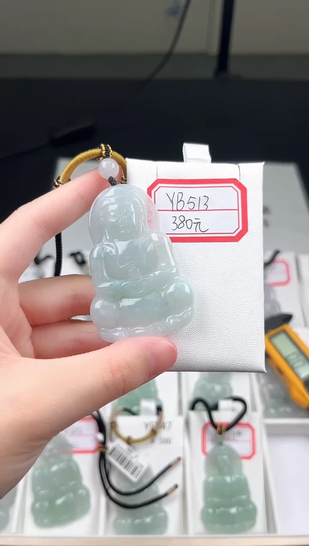 翡翠未镶嵌颈饰YB513油冰绿观音