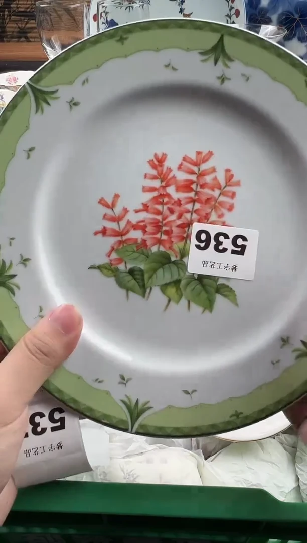 瓷片陌****归瓷片     536