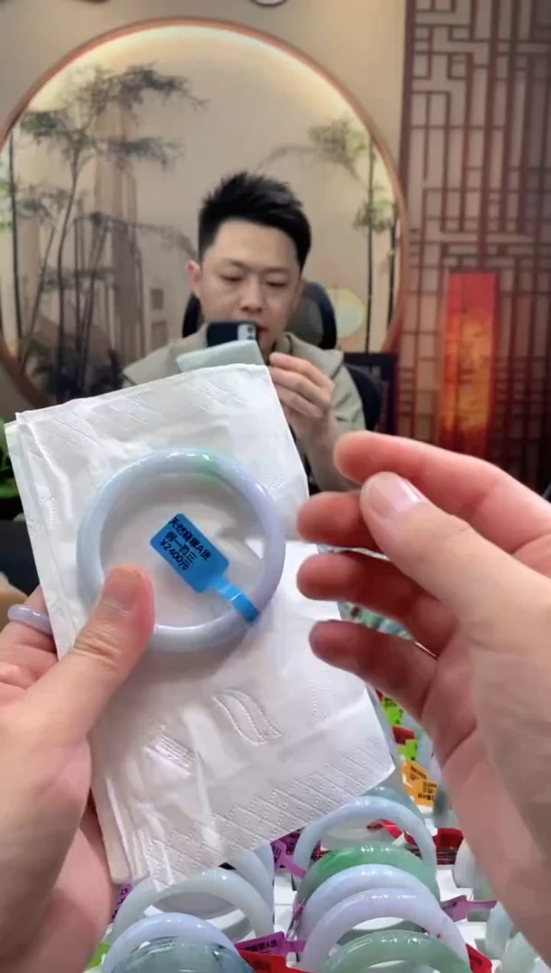 未镶嵌手镯翡翠000051912