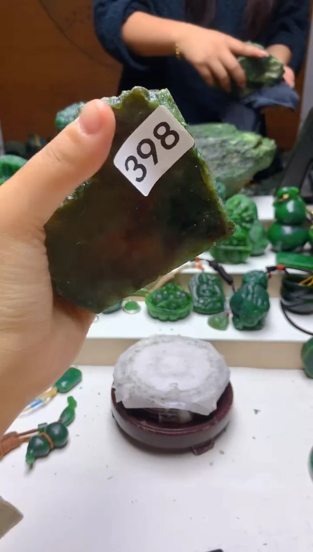 未镶嵌和田玉（碧玉）珠宝半成品0