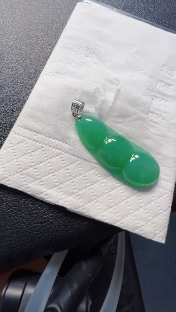 翡翠18K金镶嵌吊坠(不含链)2980