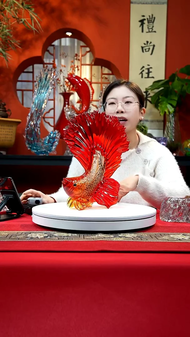 手工艺品琉璃红斗鱼