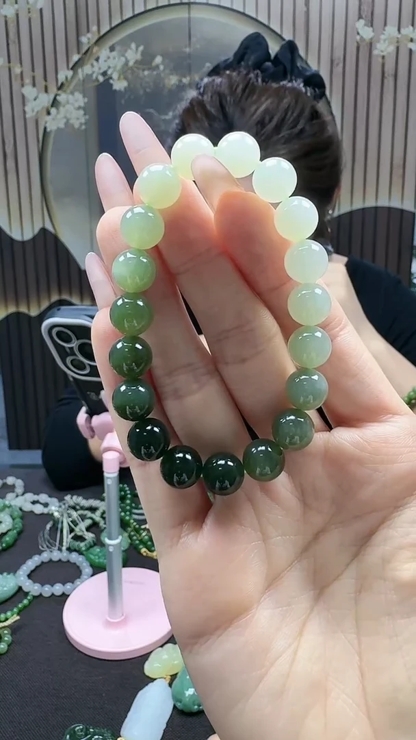 未镶嵌和田玉挂件10