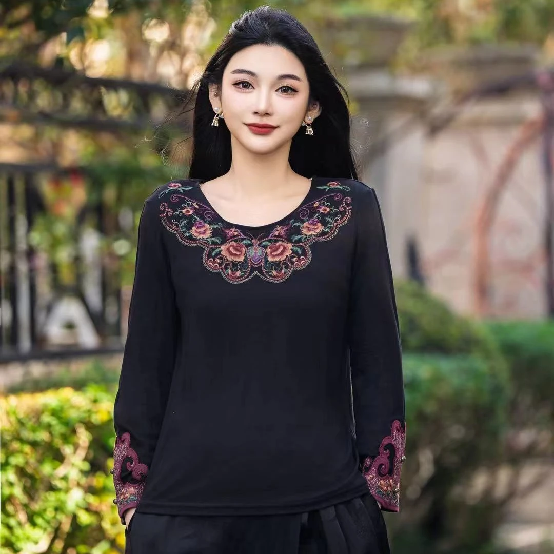 民族风早春新款蝶恋花刺绣打底衫86137