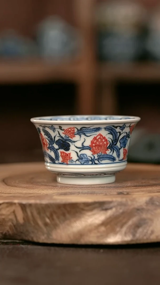 手绘手绘高温现代瓷  气  好事发生马蹄杯90cc