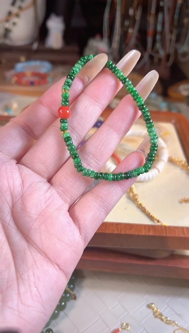 【闪购商品】翡翠手链18K金镶嵌多样性发货其一