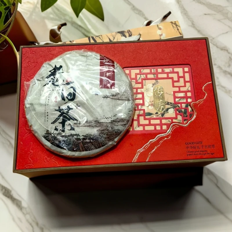 传芳 冰糖甜 福鼎白茶饼 300g带茶刀 茶叶礼盒装 w