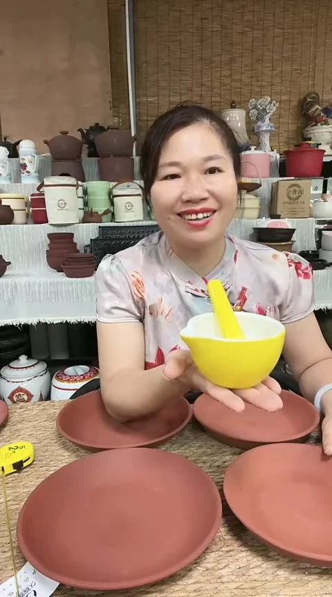 瑕疵黄色擂钵一套